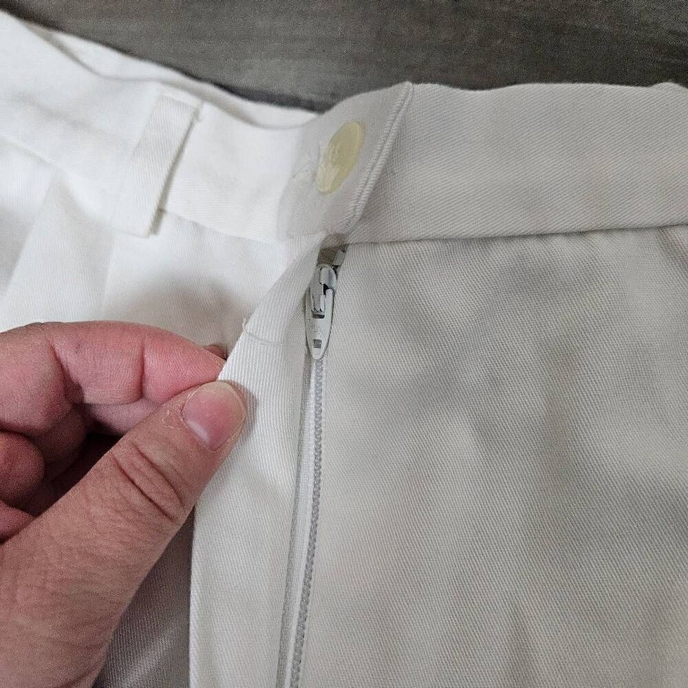 Pendleton White Shorts - Picture 2 of 7